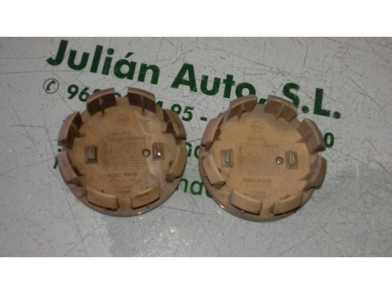 Recambio de tapacubos para nissan qashqai (j10) tekna referencia OEM IAM 40342AV610  2 TAPACUBOS