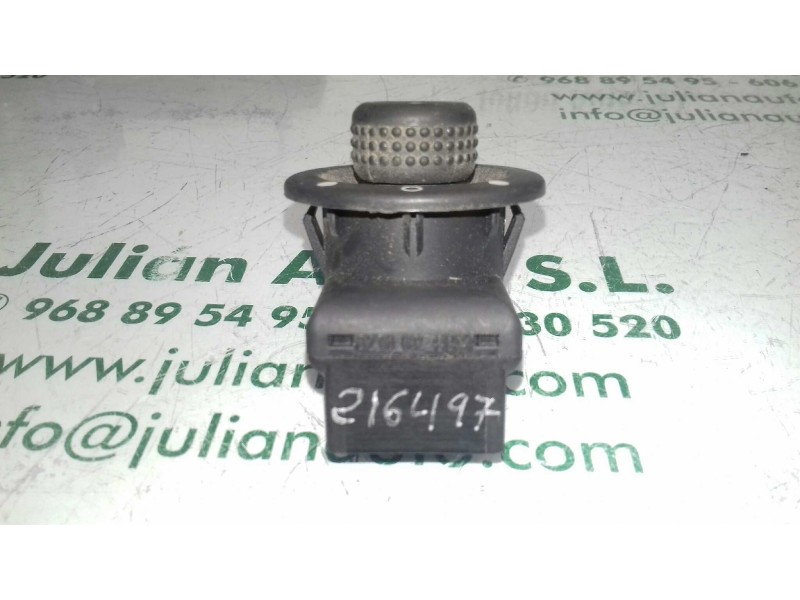 Recambio de mando retrovisor para renault clio iii emotion referencia OEM IAM 8200002442B 4 + 4 PINES NEGRO