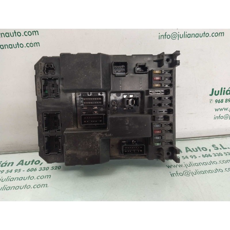 Recambio de caja reles / fusibles para peugeot 307 (s1) xt referencia OEM IAM 9651196980A BSI J0400 VALEO