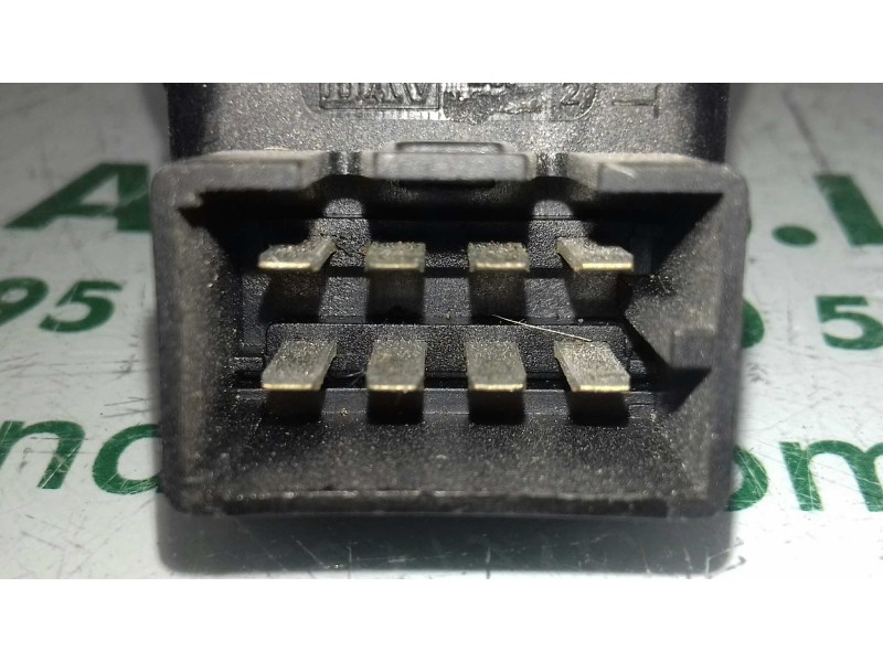 Recambio de mando retrovisor para renault clio iii emotion referencia OEM IAM 8200002442B 4 + 4 PINES NEGRO