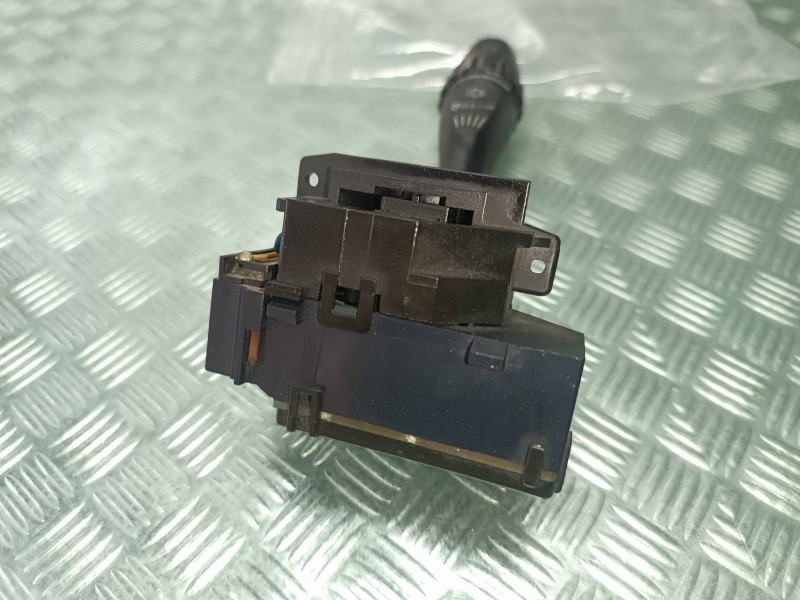 Recambio de mando limpia para mitsubishi space star (dg0) 1900 di-d referencia OEM IAM   