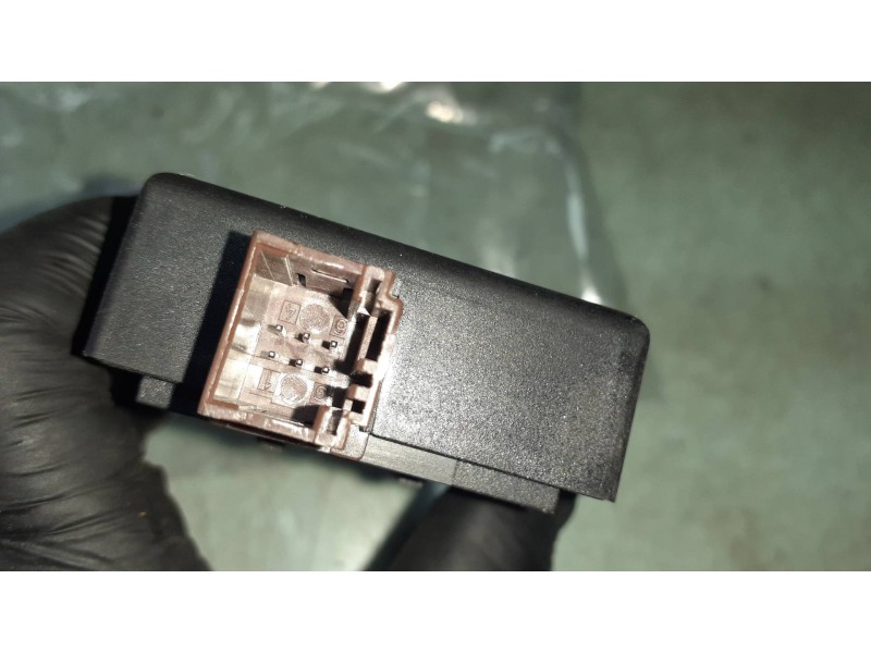Recambio de modulo electronico para peugeot 407 st confort referencia OEM IAM 9657384680  DELPHI