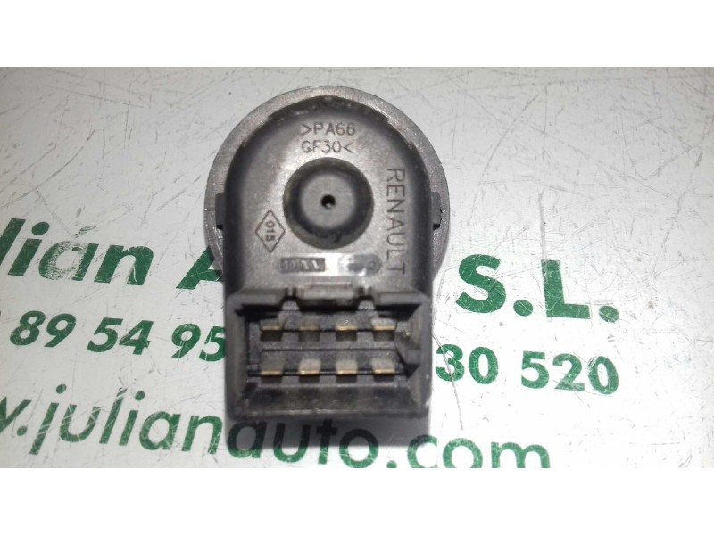 Recambio de mando retrovisor para dacia sandero ambiance referencia OEM IAM 8200002442B 4 + 4 PINES NEGRO