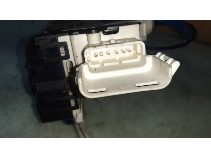 Recambio de cerradura puerta trasera izquierda para peugeot 407 st confort referencia OEM IAM 9660699280E00  
