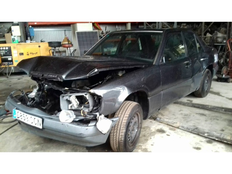 mercedes-benz clase e (w124) berlina del año 1994