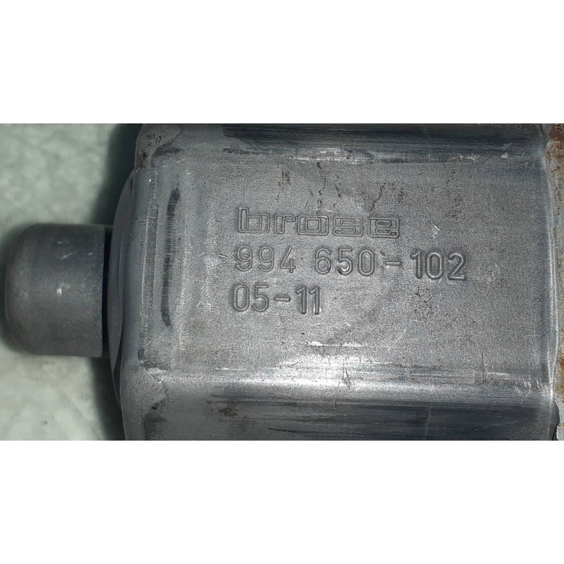 Recambio de motor elevalunas trasero derecho para peugeot 407 st confort referencia OEM IAM 994650102 0130822200 BOSCH