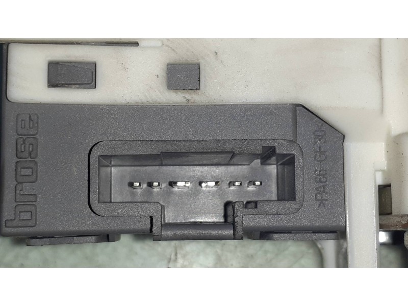 Recambio de motor elevalunas trasero derecho para peugeot 407 st confort referencia OEM IAM 994650102 0130822200 BOSCH