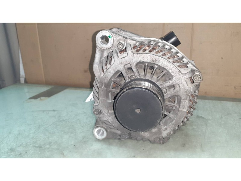 Recambio de alternador para peugeot 407 st confort referencia OEM IAM 9654752880 MITSUBISHI 