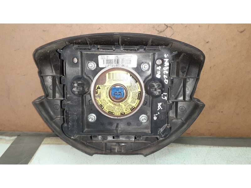 Recambio de airbag delantero izquierdo para dacia sandero stepway referencia OEM IAM 8200842062A 306777299P58AD 3064537