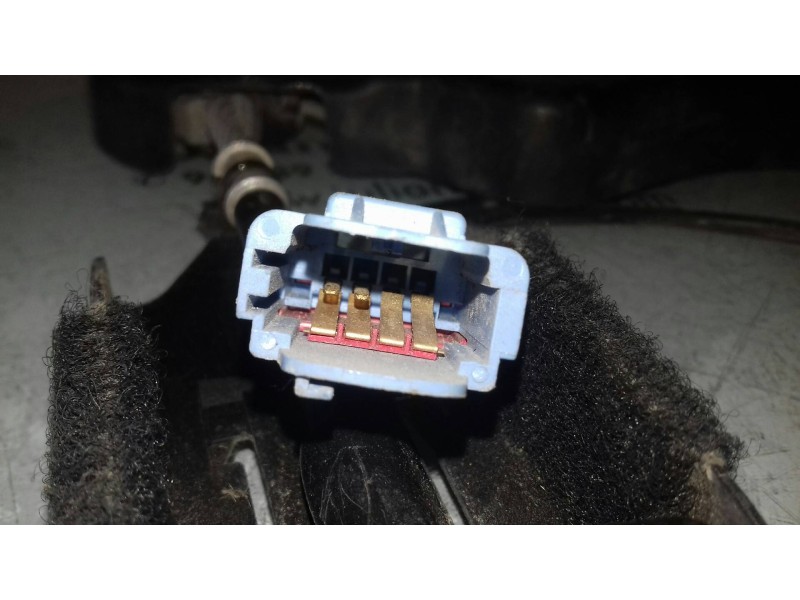 Recambio de pretensor airbag derecho para citroen c2 furio referencia OEM IAM 9639873877 33015055 