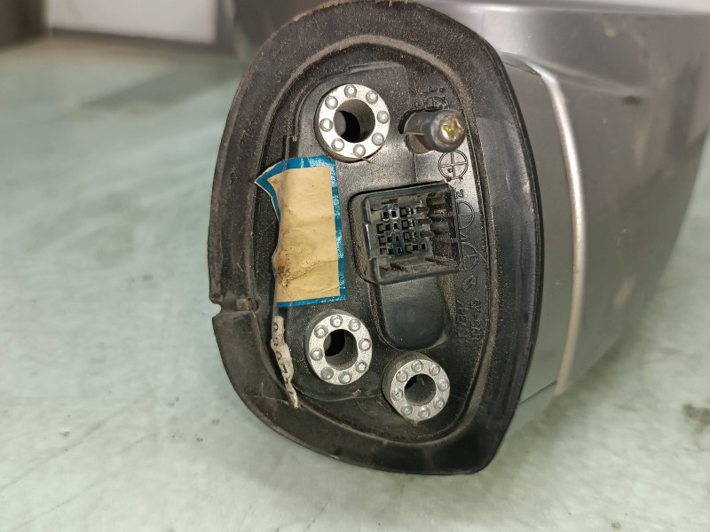 Recambio de retrovisor izquierdo para hyundai coupe (gk) 2.0 16v cat referencia OEM IAM 012177  ELECTRICO