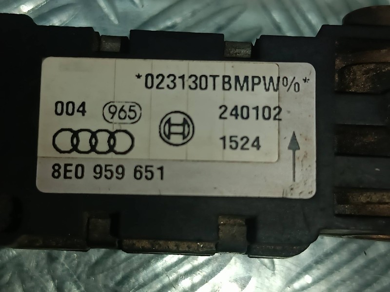Recambio de sensor airbag para audi a4 berlina (8e) 2.0 referencia OEM IAM 8E0959651  
