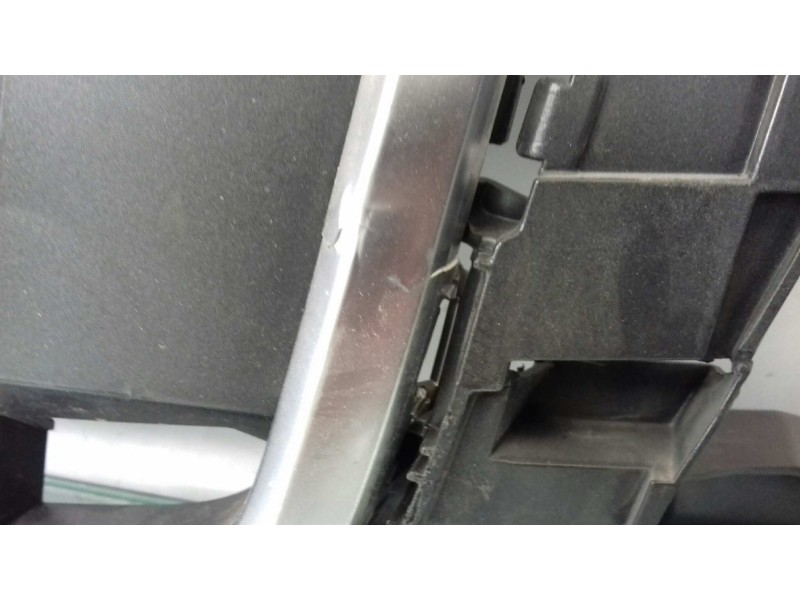 Recambio de rejilla delantera para audi q3 (8ug) básico referencia OEM IAM 8U0853653M 8U0853653N 8U0853653P