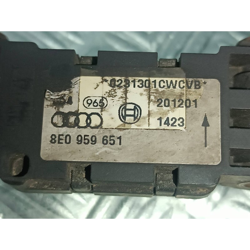 Recambio de sensor airbag para audi a4 berlina (8e) 2.0 tdi 16v (103kw) referencia OEM IAM 8E0959651  