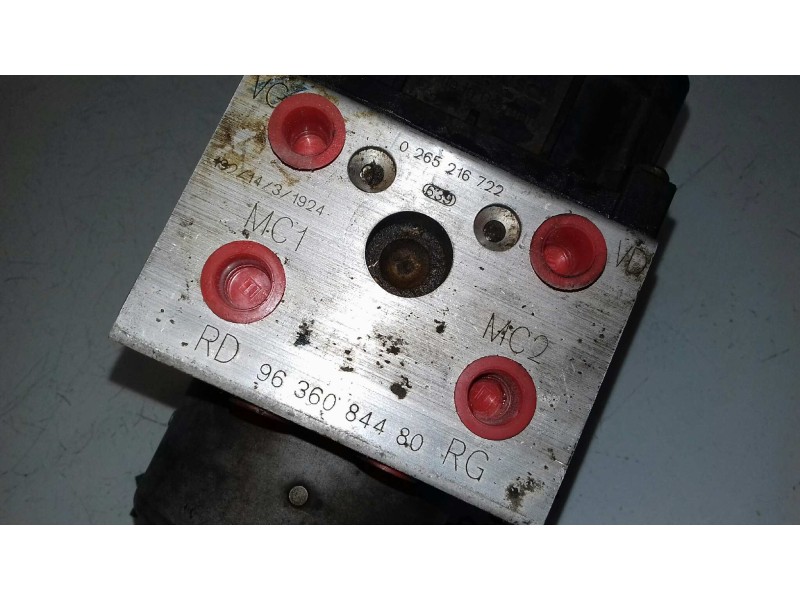 Recambio de abs para citroen xsara berlina 1.6i 16v exclusive referencia OEM IAM 9636084480 0265216722 BOSCH
