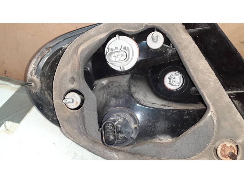 Recambio de piloto trasero derecho para chrysler neon (pl) 2.0 le referencia OEM IAM 5288528  