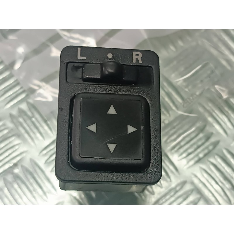 Recambio de mando retrovisor para mitsubishi space star (dg0) 1900 di-d referencia OEM IAM 03220000 47864 CONECTOR 9 PINES