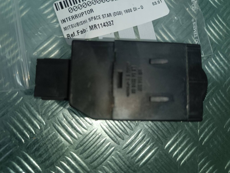 Recambio de interruptor para mitsubishi space star (dg0) 1900 di-d referencia OEM IAM MR114337 LK04001000 ALTURA FAROS