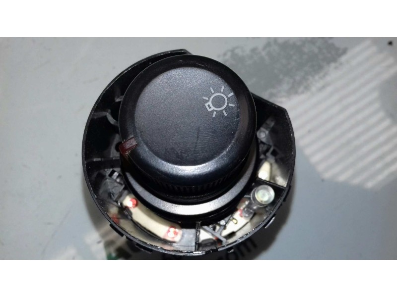 Recambio de mando luces para seat ibiza (6l1) sport referencia OEM IAM 6LO1941531AF  