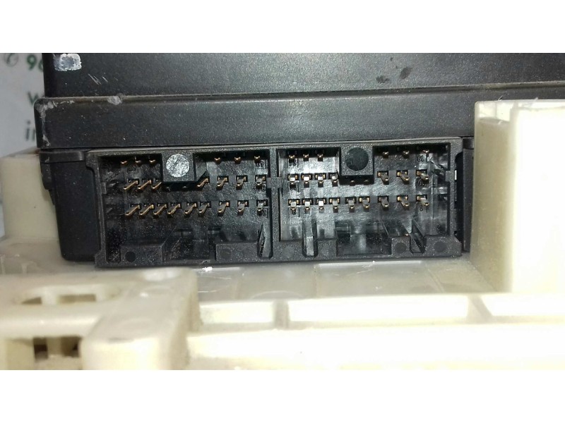 Recambio de caja reles / fusibles para smart forfour forfour 47 kw referencia OEM IAM A4548202826 MN902309 5WK45104D