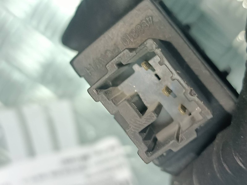 Recambio de interruptor para mitsubishi space star (dg0) 1900 di-d referencia OEM IAM MR114337 LK04001000 ALTURA FAROS