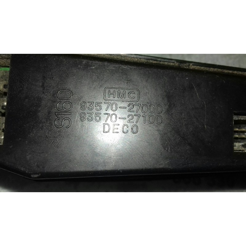 Recambio de mando elevalunas delantero izquierdo para hyundai coupe (j2) 1.6 fx coupe referencia OEM IAM 9357027000 9357027100 
