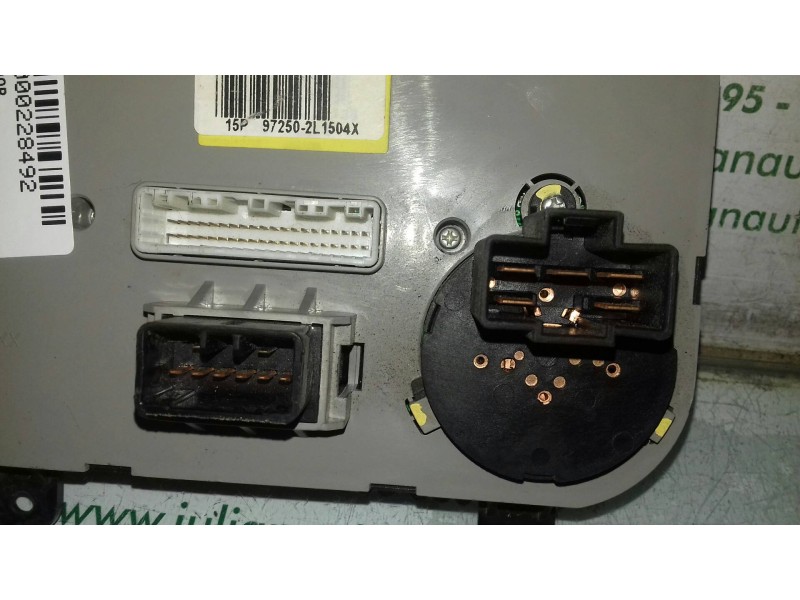 Recambio de mando climatizador para hyundai i30 classic referencia OEM IAM 972502LXXX 972502L1504X 