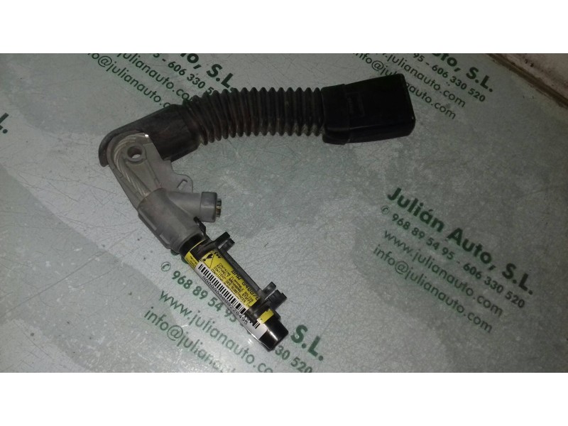 Recambio de pretensor airbag derecho para bmw x5 (e53) 3.0d referencia OEM IAM 840876001  