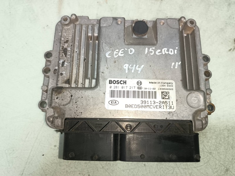 Recambio de centralita motor uce para kia cee´d active referencia OEM IAM 391132A511 940241H151 KIT -BOSCH